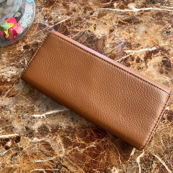 Michael Kors Slim Flap Wallet - Brown - Picture 17 of 17